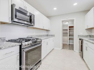 6841 Snow White Dr, Jacksonville, FL 32210