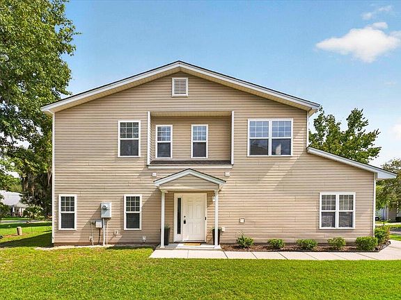 3rd image of 277 Grand Oaks Dr