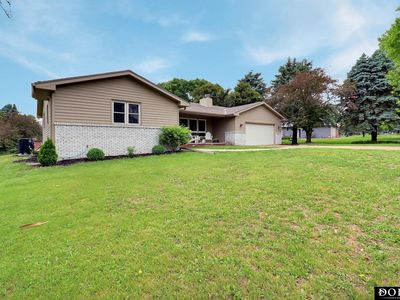 1131 Elizabeth Cir, Fremont, NE, 68025