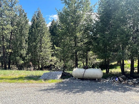 2nd image of 148 Three Elk Rdg