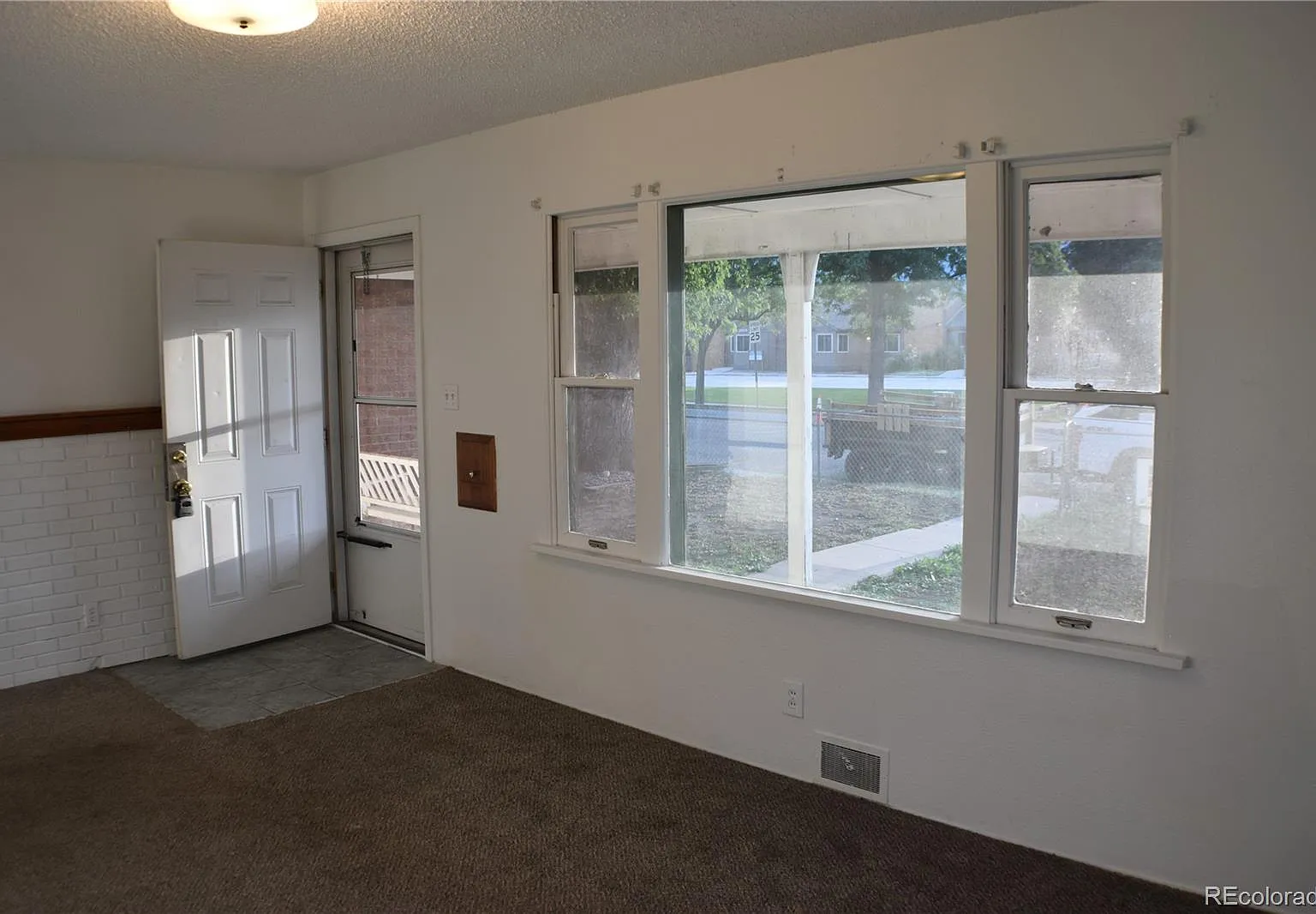 2 bed, 1.0 bath, 944 sqft, $1,450 — Photo 4