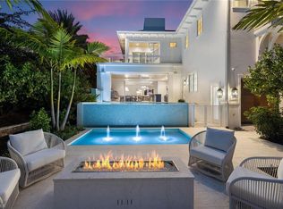 12 Sabre LN, Naples, FL