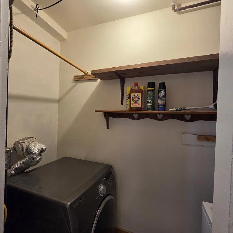 26-30 Alden Pl — Photo 3