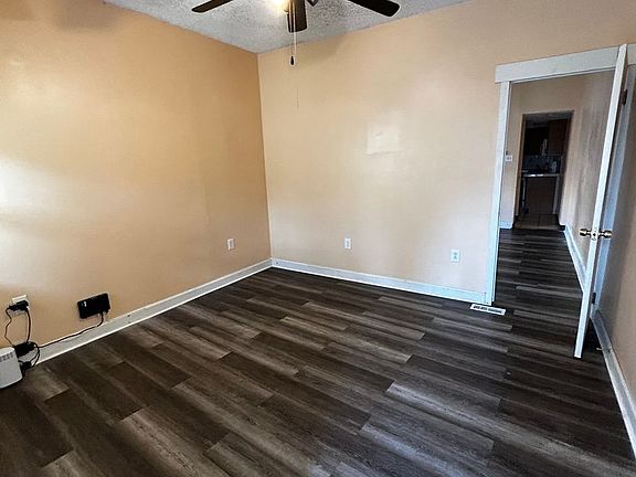 5th image of 133 Liberty St #1