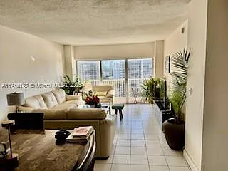 1965 S Ocean Dr #10M — Photo 11