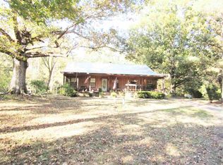 127 Loyd Irby Rd, Pelahatchie, MS 39145