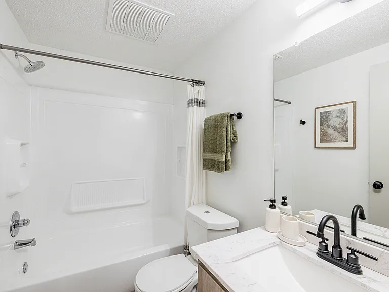 Enclave at North Point — Photo 126