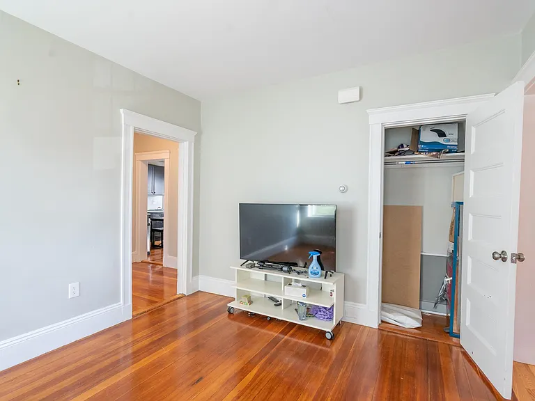 35 Elmdale St #1 — Photo 10