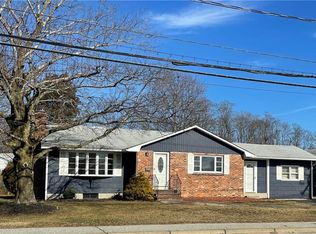 436 W Shore Rd, Warwick, RI 02889