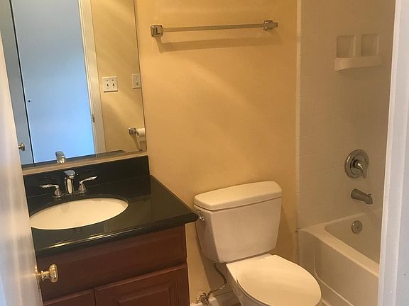 2nd image of 417 Bellevue Way SE #507