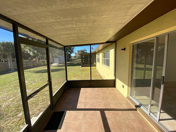 3rd image of 1701 Lakewood Ave