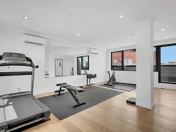 116-17 Grosvenor Lane image 7 of 15