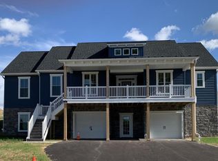 904 Cooper Rd #2, Hanover, PA 17331
