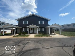 2065 Abundance Dr, Columbus, IN 47201