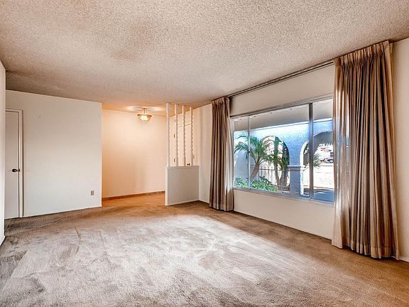 4th image of 11036 N 47th Ave