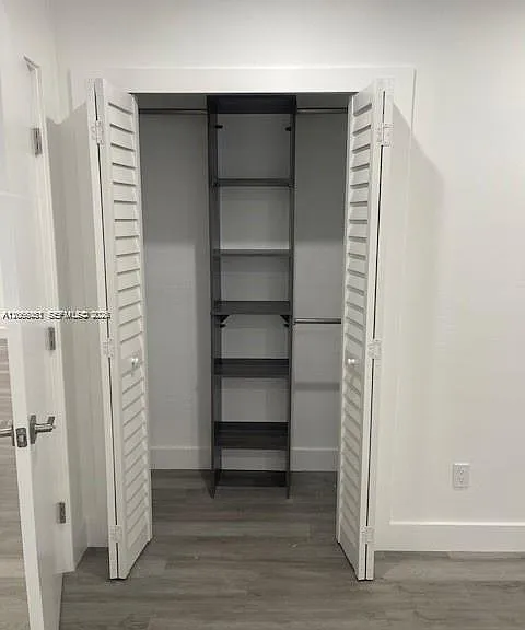 910 SW 8th Ave #D — Photo 7