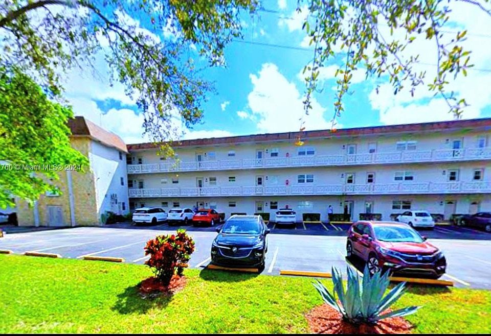 1st image of 4806 NW 36th St APT 611