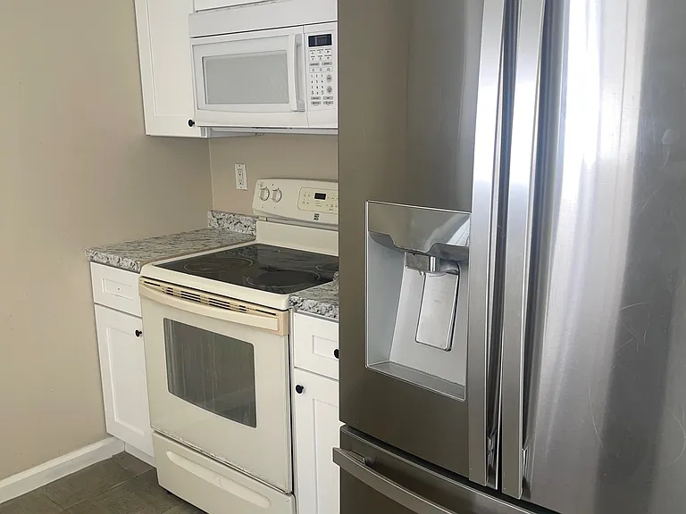 315 S Mollison Ave S #3 — Photo 11