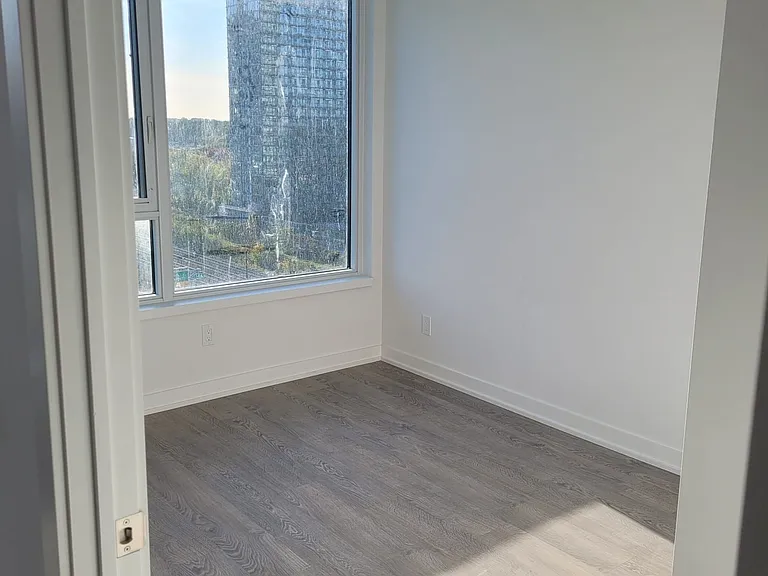 1928 Lake Shore Blvd W #1215 — Photo 6