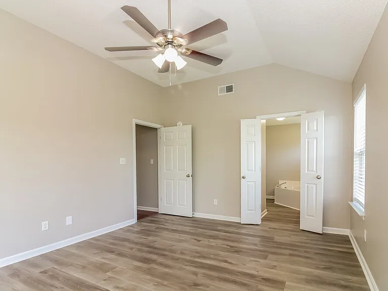 5842 Carrel Cv — Photo 10