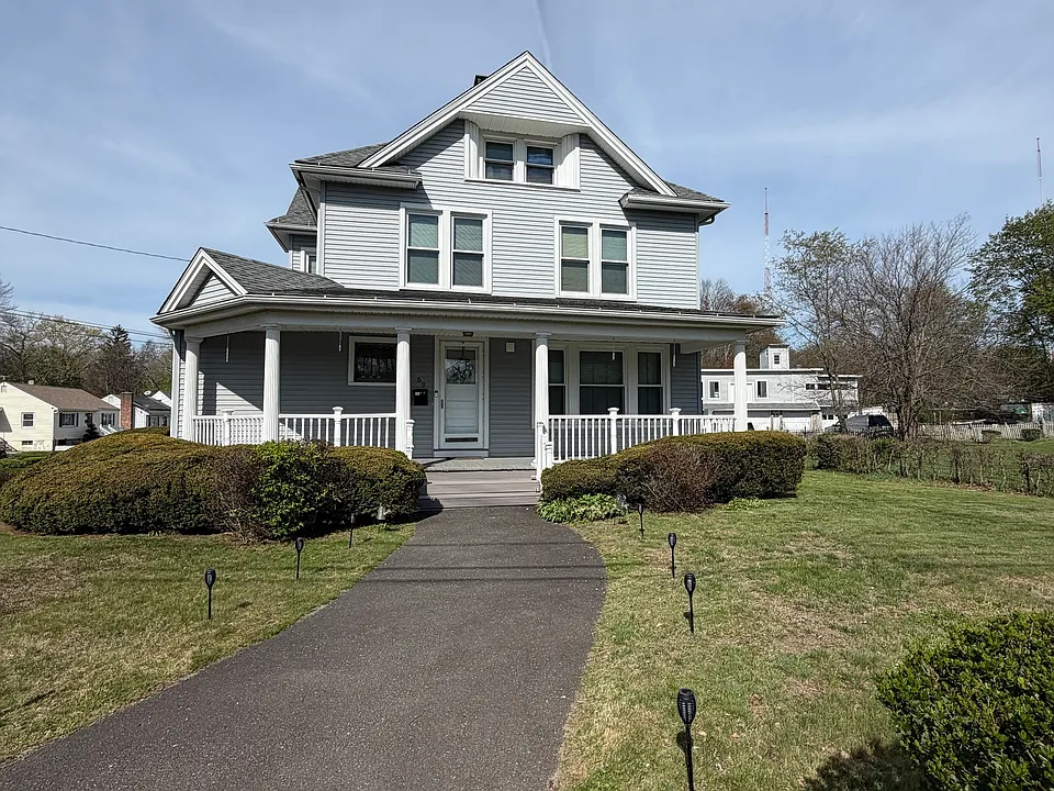 59 Baldwin Ave