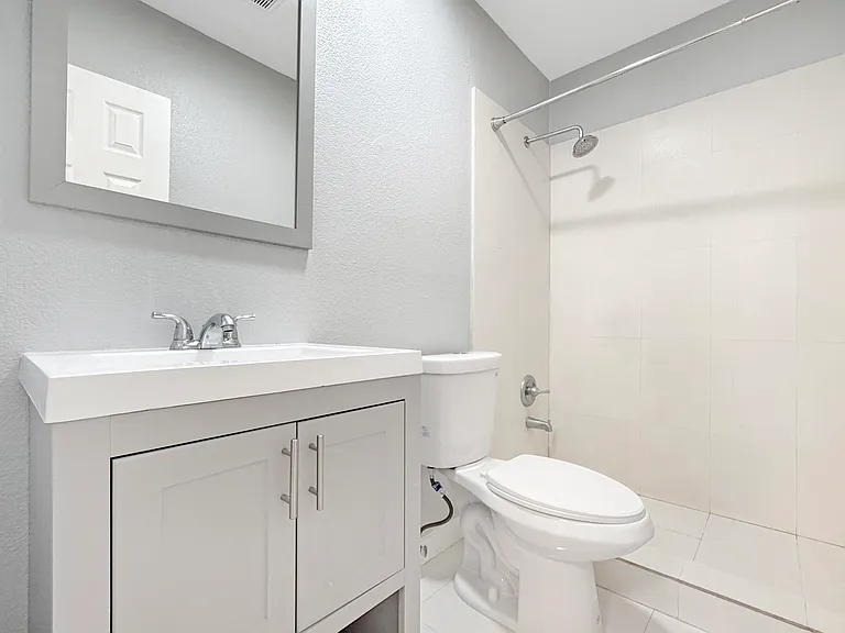 416 NE 15th Ave #12 — Photo 22