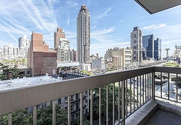 3rd image of 245 E 58th St APT 5A