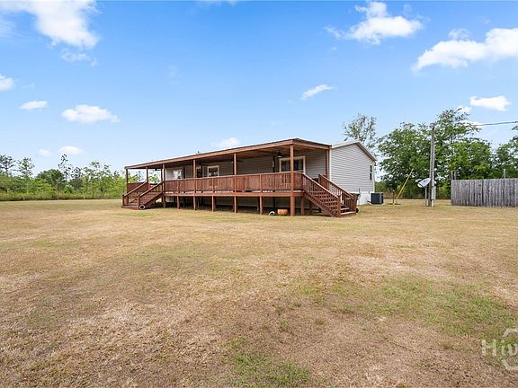 2nd image of 7589 Mud Road