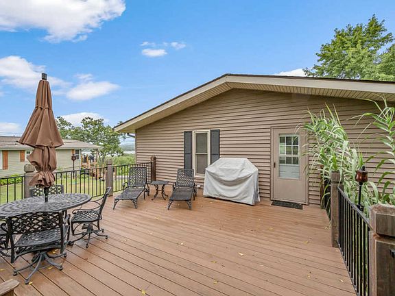 3rd image of 130 Nickel Ln