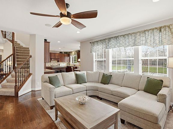 4th image of 2567 Twin Hills Ct