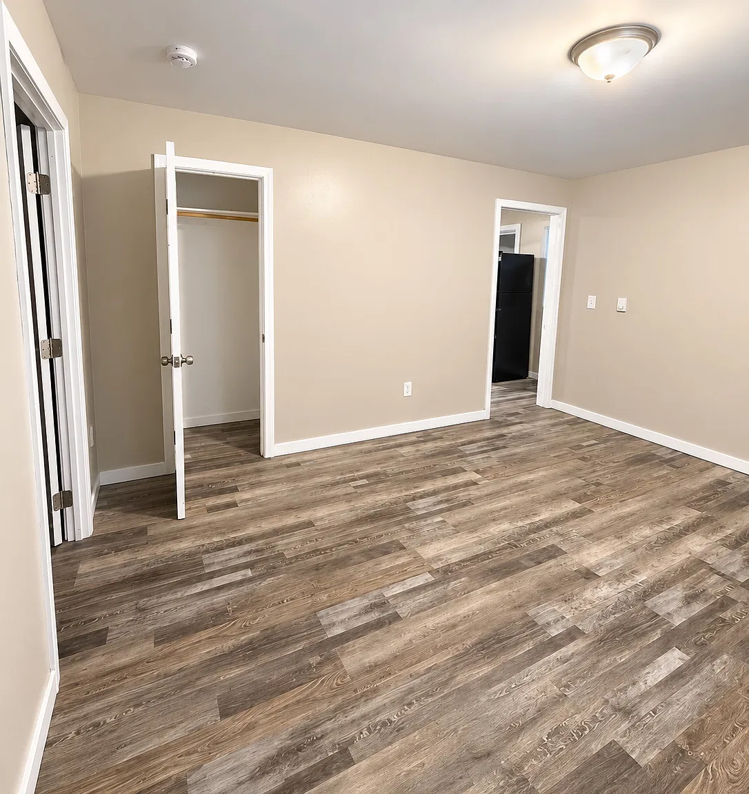 2 bed, $1,800 — Photo 2