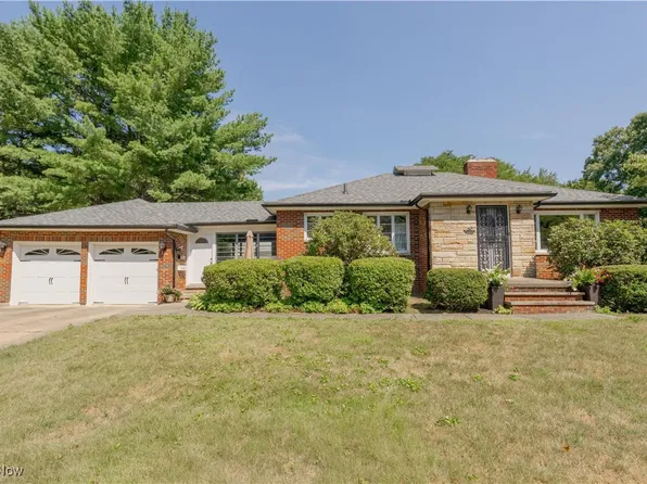 231 Westover Dr, Akron, OH 44313