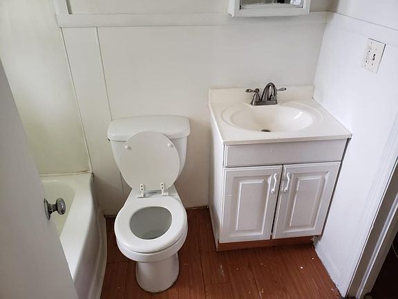 5th image of 601 28th Ave S