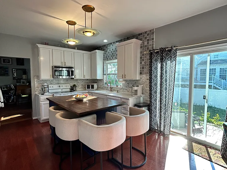 5 Thornhill Dr — Photo 6