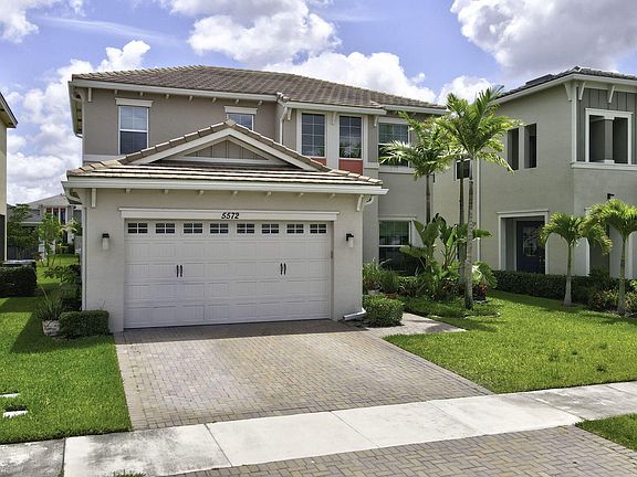 3rd image of 5572 Liberty Lane