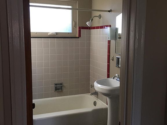 Bathroom has been remodeled. Photo coming soon