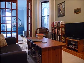 Rented by NextStopNY