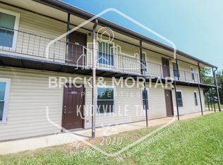 1009 Clendenen Rd, Maryville, TN 37801