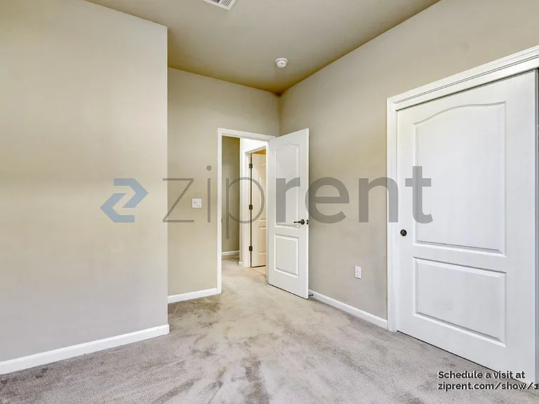 5617 Monaghan Way — Photo 13