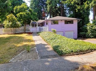 10417 NE 197th St, Bothell, WA 98011