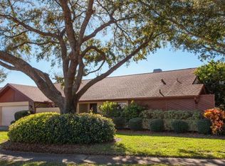 9930 Frank Dr W, Seminole, FL 33776