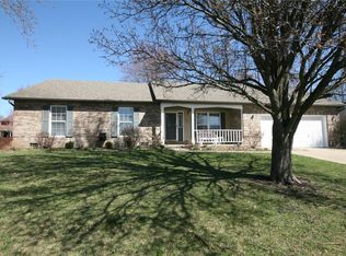 225 Summers Trce, Belleville, IL