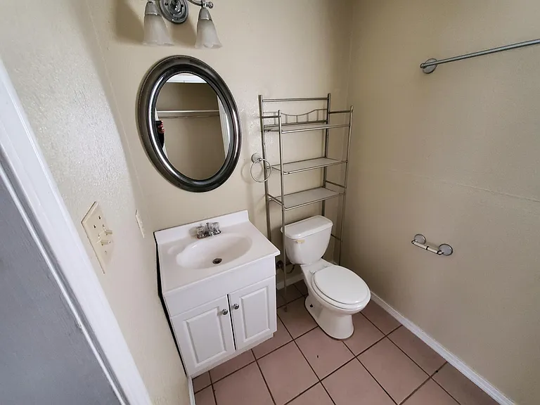 1414 NW Lincoln Ave — Photo 23