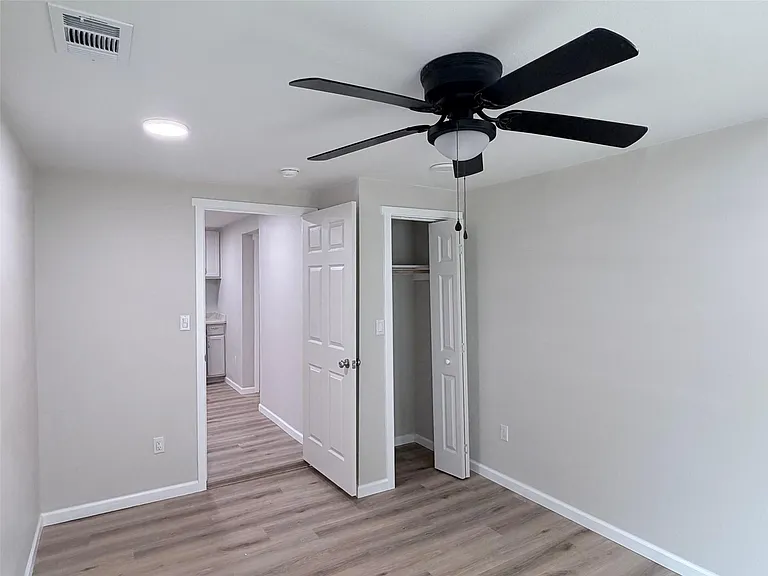 403 Taylor St — Photo 18