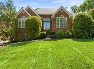 8013 Montcastle Dr, Nashville, TN 37221