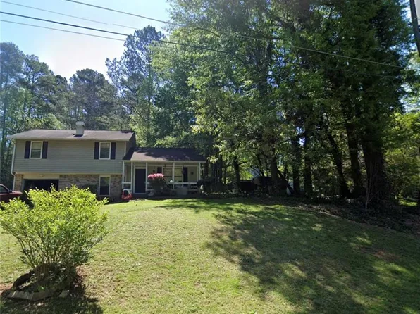 3809 Chimney Ridge Ct, Ellenwood, GA 30294