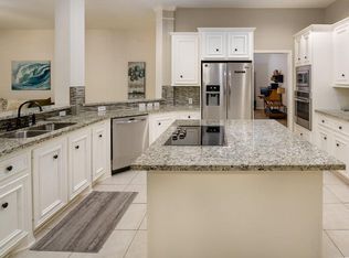 3134 Autumn Leaf Dr, Friendswood, TX 77546