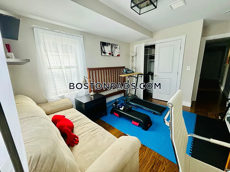 7 Webster St #1 — Photo 14