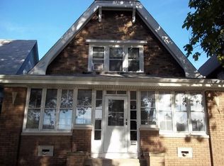 914 S 20th St, Milwaukee, WI 53204