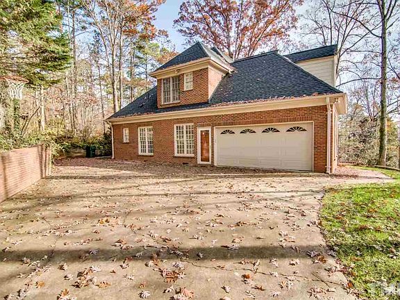 3rd image of 108 Sierra Dr